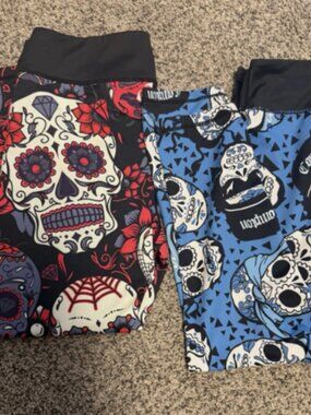 CVG Constantly Varied Gear Bundle of 2 Skull Blue Compton Red Capri Leggings Med